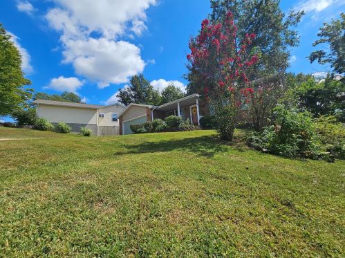 822 Sheraton Ln, Herculaneum, MO 63048-1537