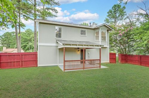 5410 Forest Downs Cir, Atlanta GA  30349-2488 exterior