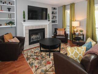 500 Bridle Ridge Ln, Raleigh NC  27609-3780 exterior