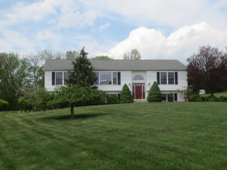 41 Lake Pochung Rd, Wantage, NJ 07461-4124