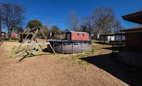 4303 Memorial Dr, Marshall TX 75672-5809 exterior