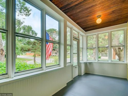 2689 8th Ave, Saint Paul MN  55109-3130 exterior