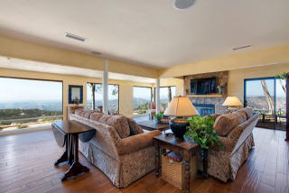 1980 Via Ladera, Fallbrook, CA 92028-8055