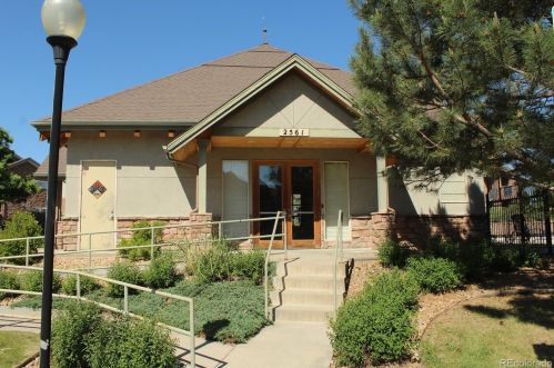 18611 Water Dr, Aurora CO 80013-6290 exterior