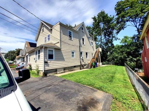 3 Spring Hill Ave, Norwalk CT  06850-3021 exterior