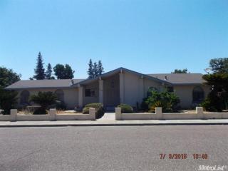 1745 Highlands Ave, Turlock, CA 95382-2582