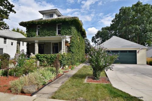 219 River St, Boulder Hill, IL 60538-1364