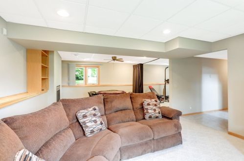 1189 Dawn Ln, Saint Paul MN  55125-8507 exterior