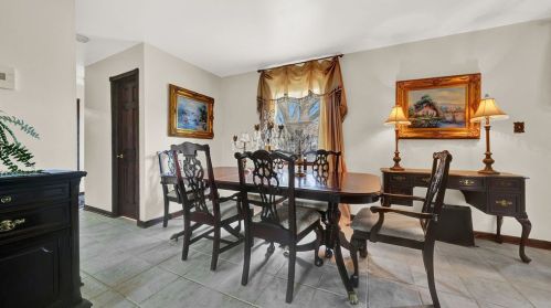 223 Seabury Rd, Lemont IL  60440-2411 exterior