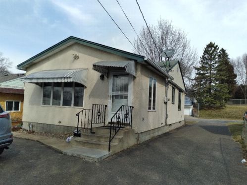 2086 Clear Ave, Saint Paul MN  55119-3208 exterior