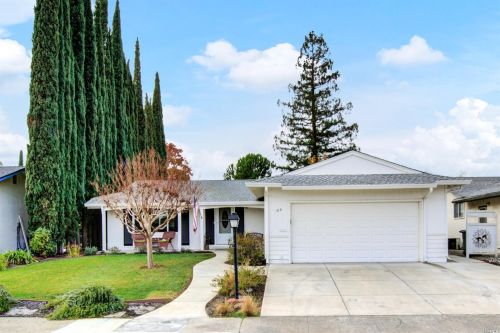 189 Glacier Cir, Vacaville, CA 95687-3413