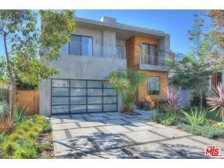 3977 Marcasel Ave, Los Angeles, CA 90066-4615