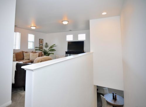33770 Summit View Pl, Temecula CA  92592-5636 exterior