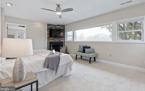 728 Oak Grv Cir, Severna Park MD 21146-4219 exterior