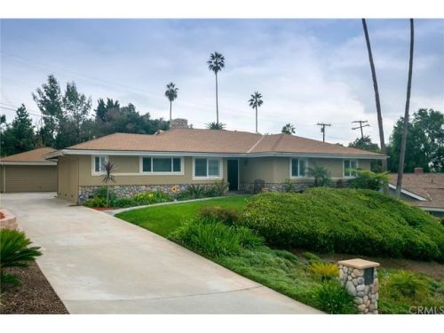 2338 Valcourt Ln, Glendora, CA 91741-4021