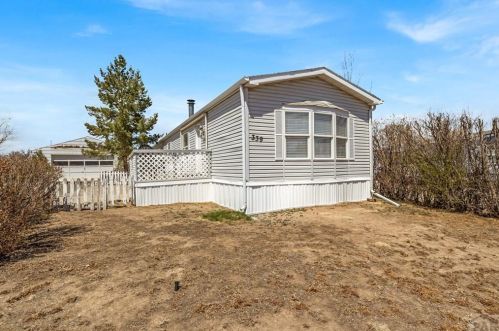 339 Stewart Dr, Pueblo, CO 81007-3097