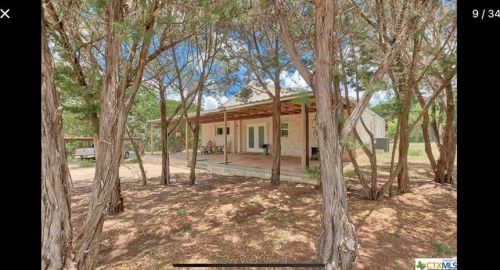 5701 Fitzhugh Rd, Mount Sharp, TX