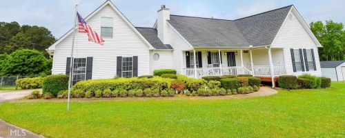 414 Jordan Ln, Locust Grove, GA 30248-2635