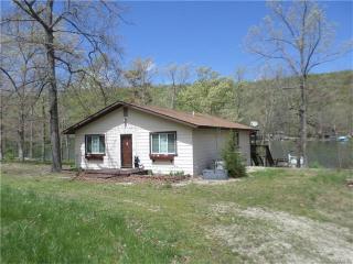 1349 Rainbow Dr, Rosel, MO 63650