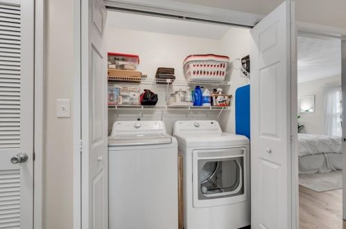 1201 Country Park Dr, Smyrna GA  30080-8226 exterior