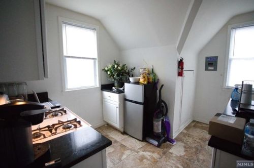138 Seymour Ave, Newark, NJ 07108-1720