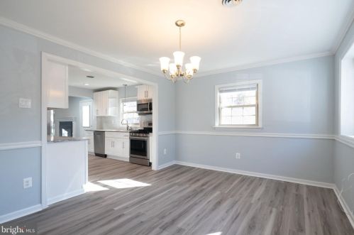 51 Knowlton Rd, Media, PA 19063-5441