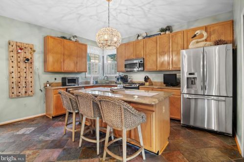 753 Robin Hill Ct, Arnold, MD 21012-1185