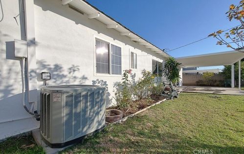 17285 Santa Clara St, Santa Ana CA  92708-3336 exterior