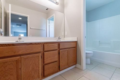 2018 Enna Ct, Riverside CA  92507-2399 exterior