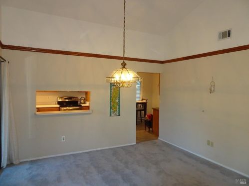 195 Bighorn Ct, Vacaville CA  95687-3438 exterior