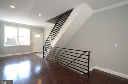 1252 20th St, Philadelphia PA  19146-4338 exterior