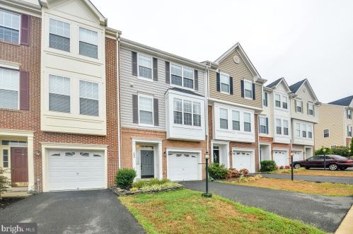503 Planters Ter, Leesburg, VA 20176-1827