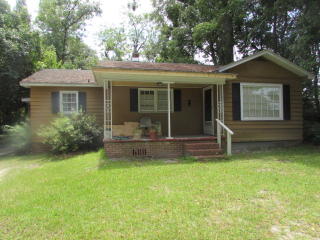 307 Oneida St, Waycross, GA 31501-4546