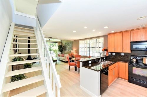 257 Pineview, Irvine, CA 92620-1929
