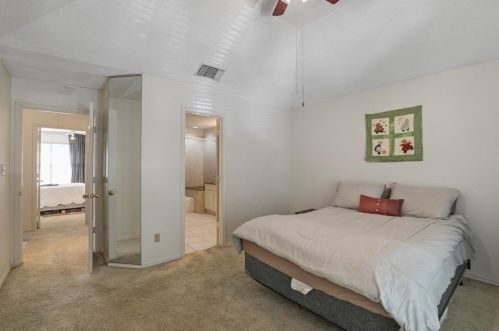 2312 Kenley St, Fort Worth TX  76107-4938 exterior