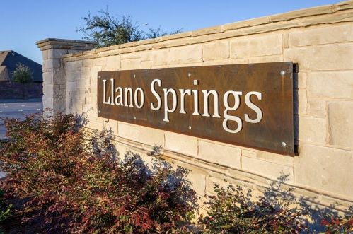 5845 Dew Plant Way, Fort Worth TX  76123-5021 exterior