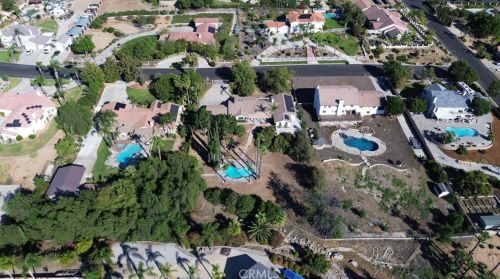 16685 Bonanza Dr, Riverside CA  92504-5706 exterior