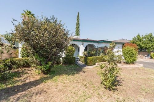 8807 Stansbury Ave, Van Nuys, CA 91402-2530