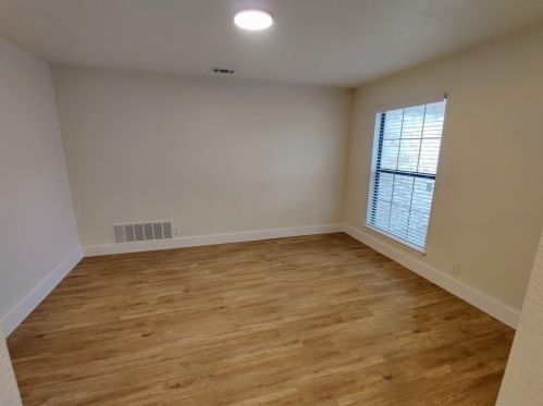 6900 Edinburgh Cv, Austin TX  78749-2428 exterior