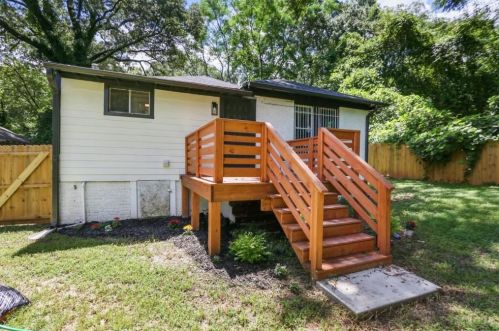 1457 Fulton Ave, Atlanta GA  30344-6926 exterior