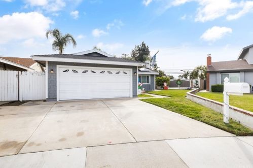 3881 Jose St, Chino, CA 91710-4821
