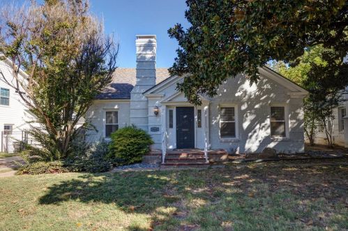 3620 Country Club Cir, Fort Worth, TX 76109-1033