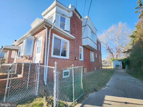 19 Marlborough Ave, Gloucester, NJ 08030-1306