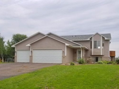 8851 Farmstead Ave, Monticello, MN 55362-8836