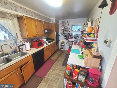 242 4 St, Bangor PA 18013-1816 exterior