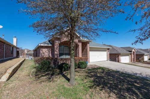 10628 Ambling Trl, Fort Worth, TX 76108-6941