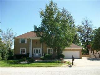 446 Scarborough Rd, Valpo IN  46385-8014 exterior