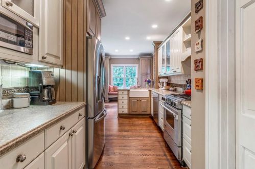 945 Eulalia Rd, Atlanta GA  30319-1306 exterior