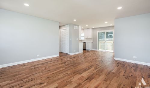 5801 Holmes Ave, Willowbrook IL  60514-1723 exterior