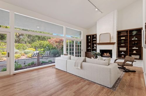 4544 Carriage Hill Dr, Santa Barbara, CA 93110-2024